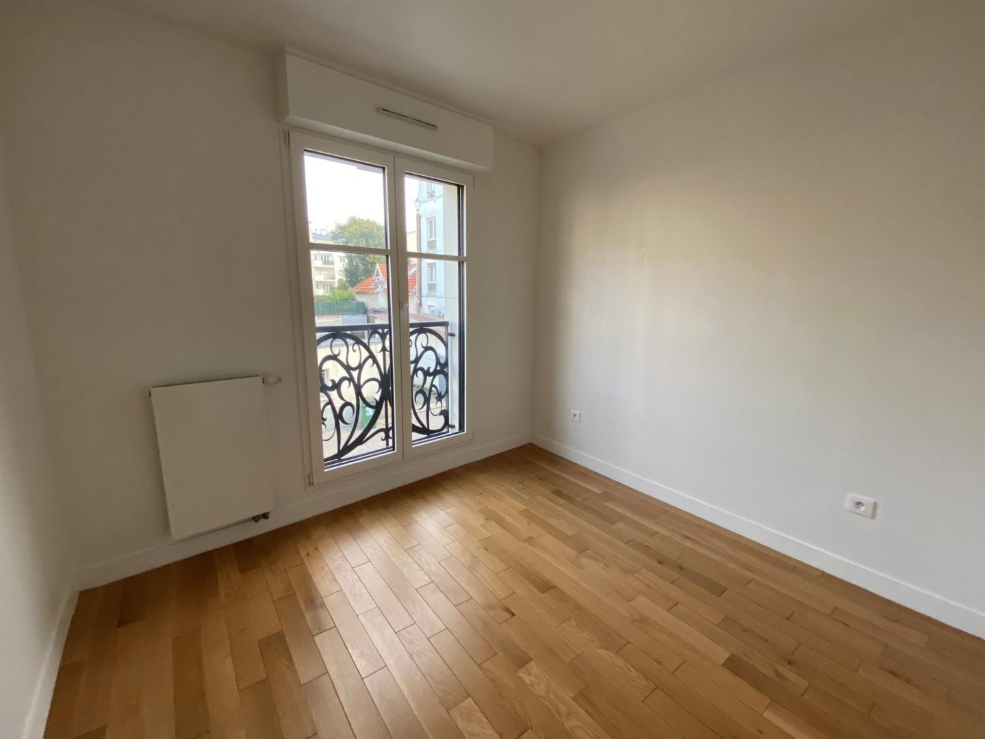 Appartement a louer chatillon - 4 pièce(s) - 86.57 m2 - Surfyn