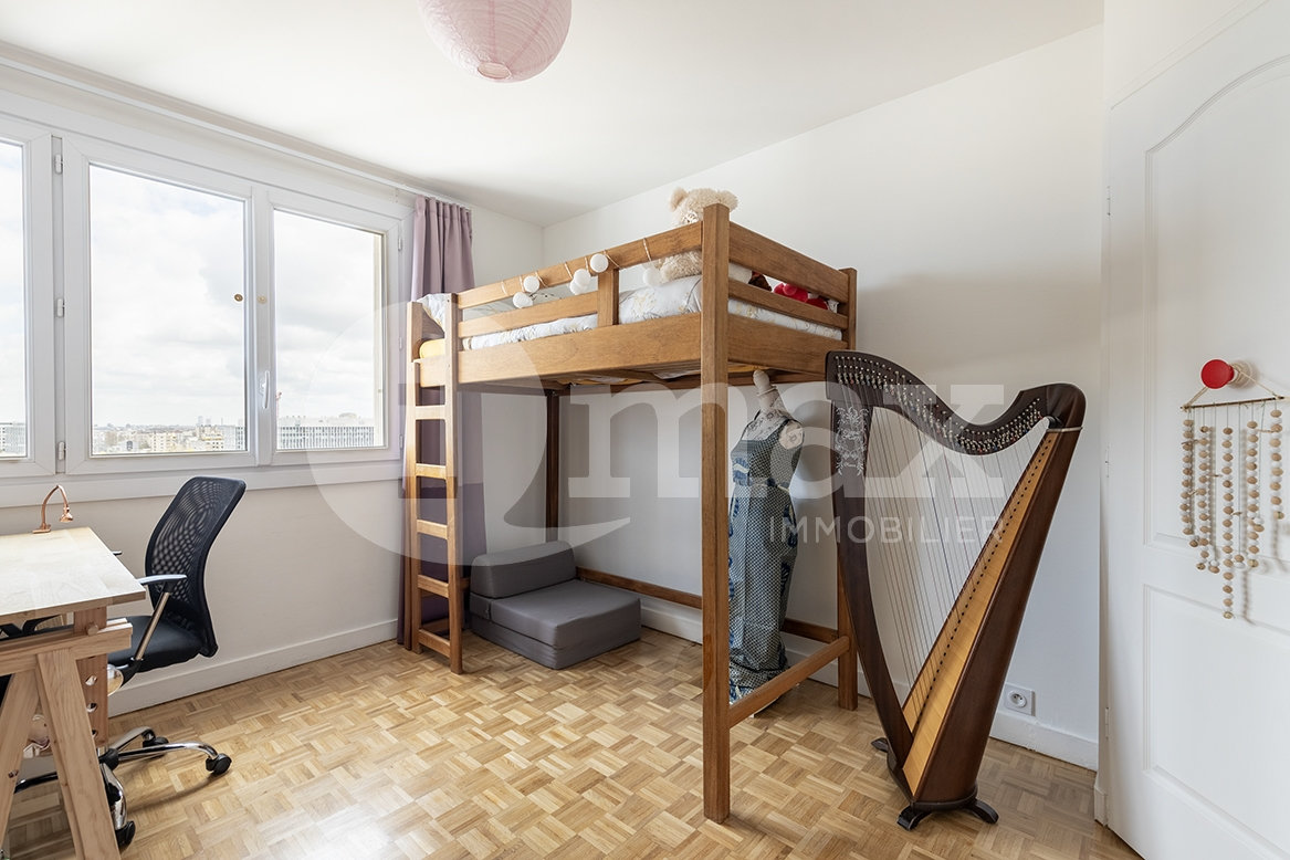 Appartement a louer courbevoie - 4 pièce(s) - 111 m2 - Surfyn