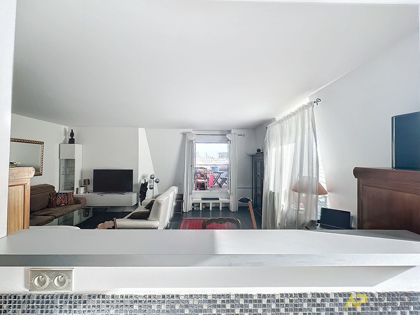 Appartement a louer courbevoie - 3 pièce(s) - 70.2 m2 - Surfyn