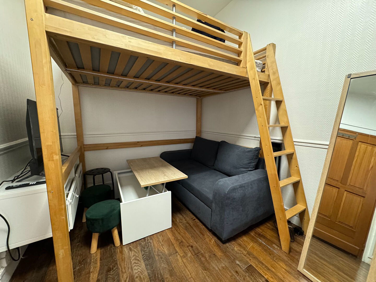 Appartement a louer  - 1 pièce(s) - 19 m2 - Surfyn