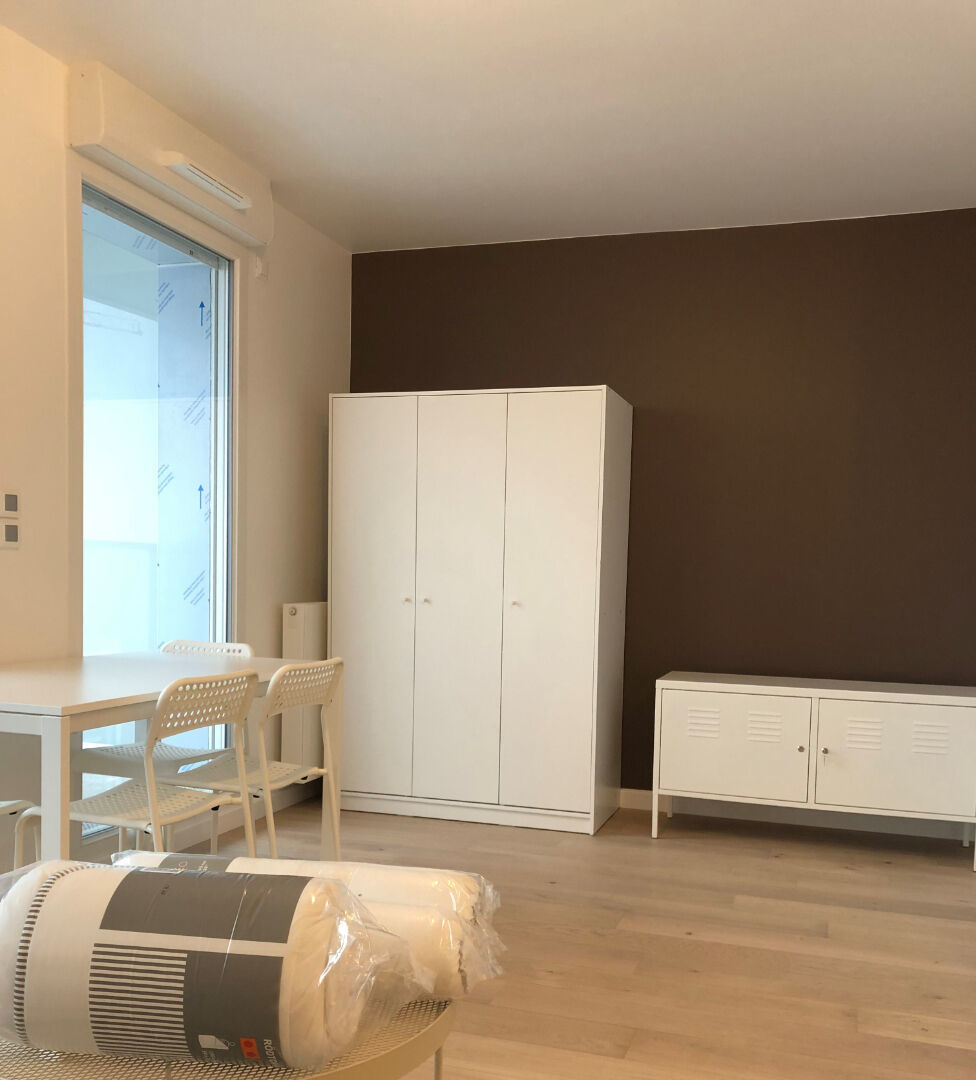 Appartement a louer issy-les-moulineaux - 1 pièce(s) - 28.8 m2 - Surfyn