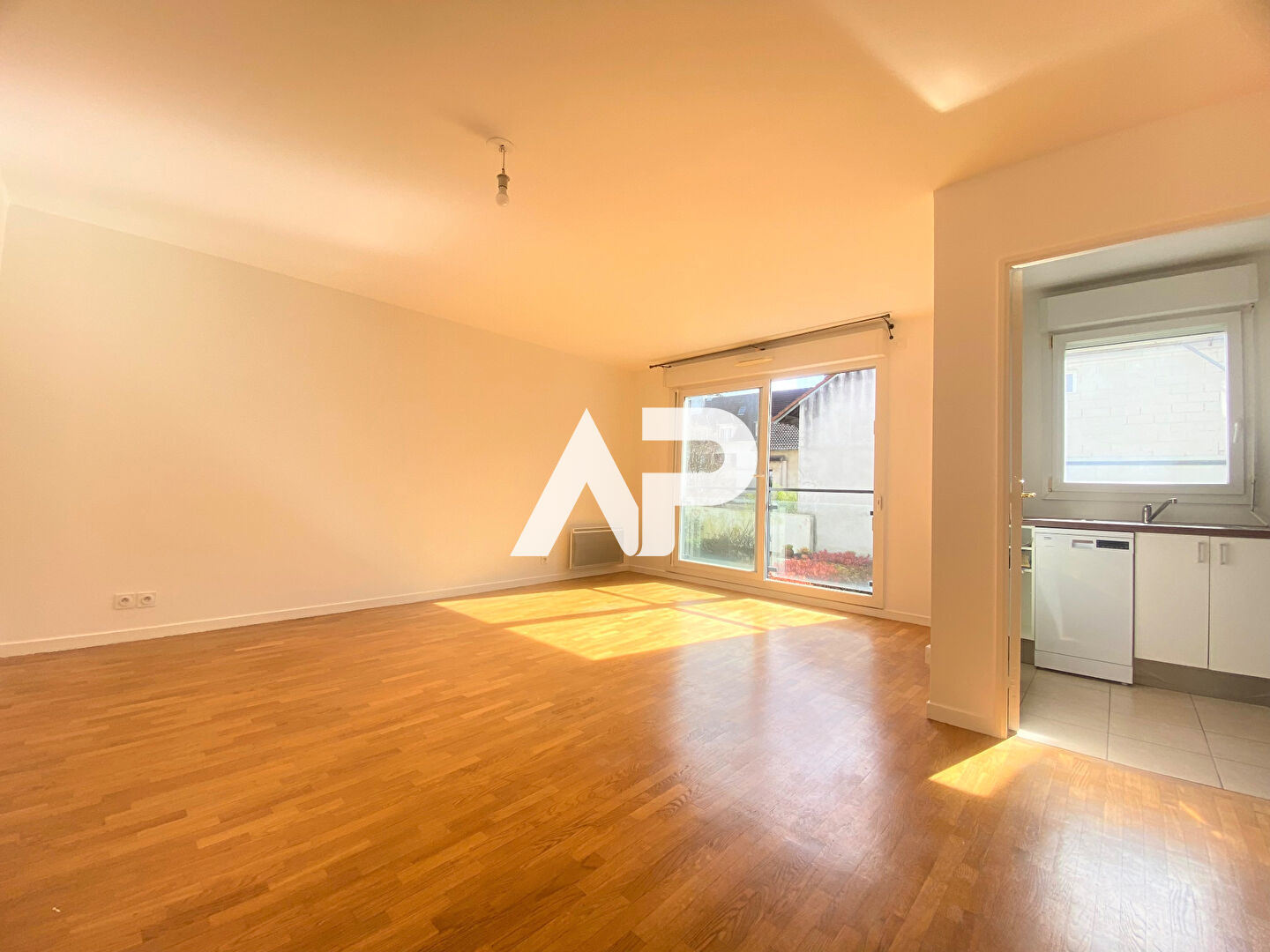 Appartement a louer  - 2 pièce(s) - 48.96 m2 - Surfyn