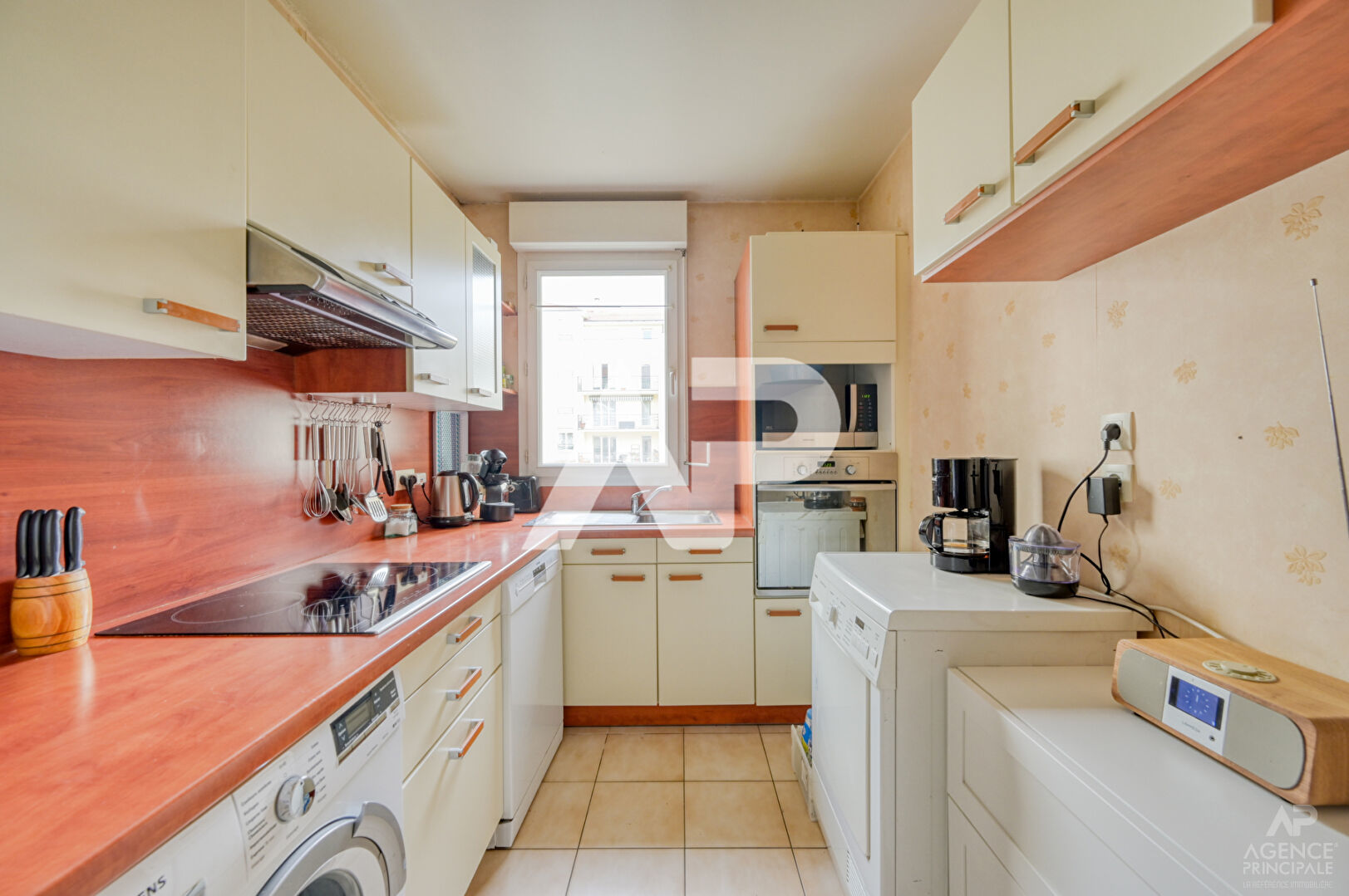 Appartement a louer rueil-malmaison - 5 pièce(s) - 95.35 m2 - Surfyn