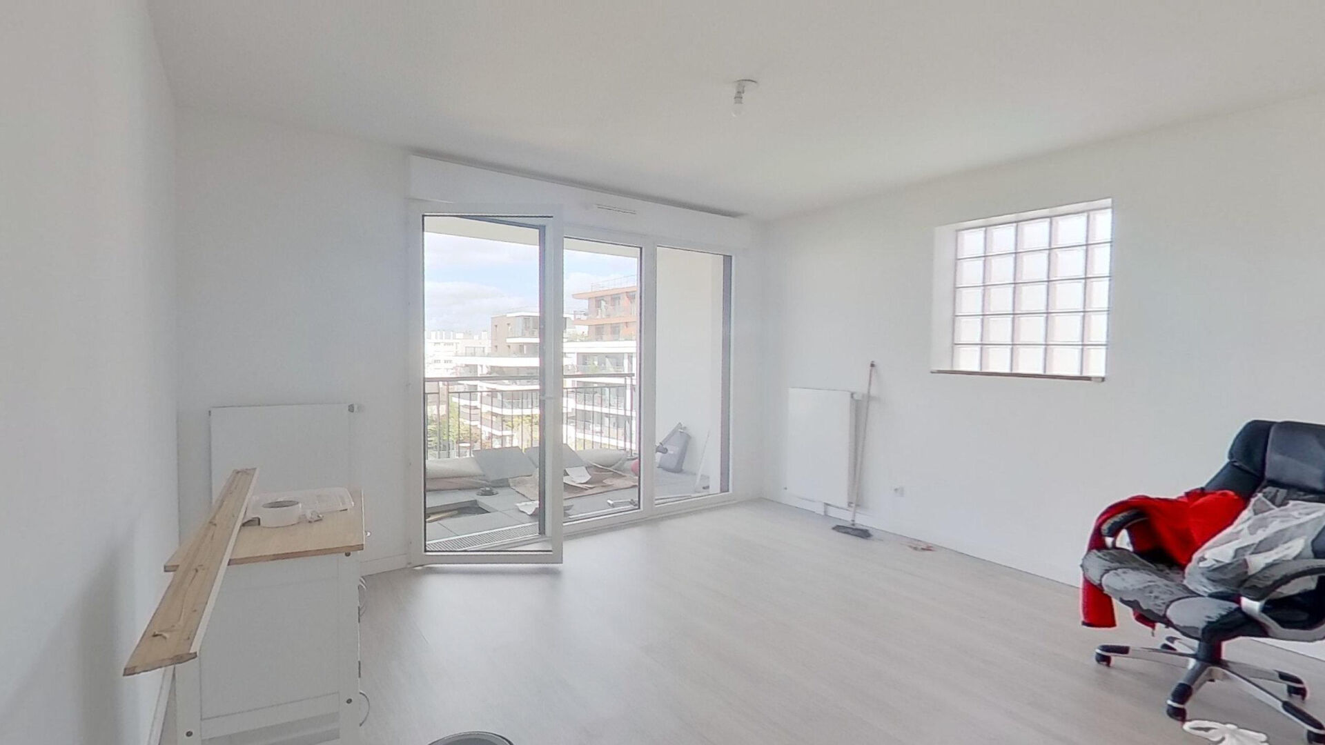 Appartement a louer  - 4 pièce(s) - 84.17 m2 - Surfyn