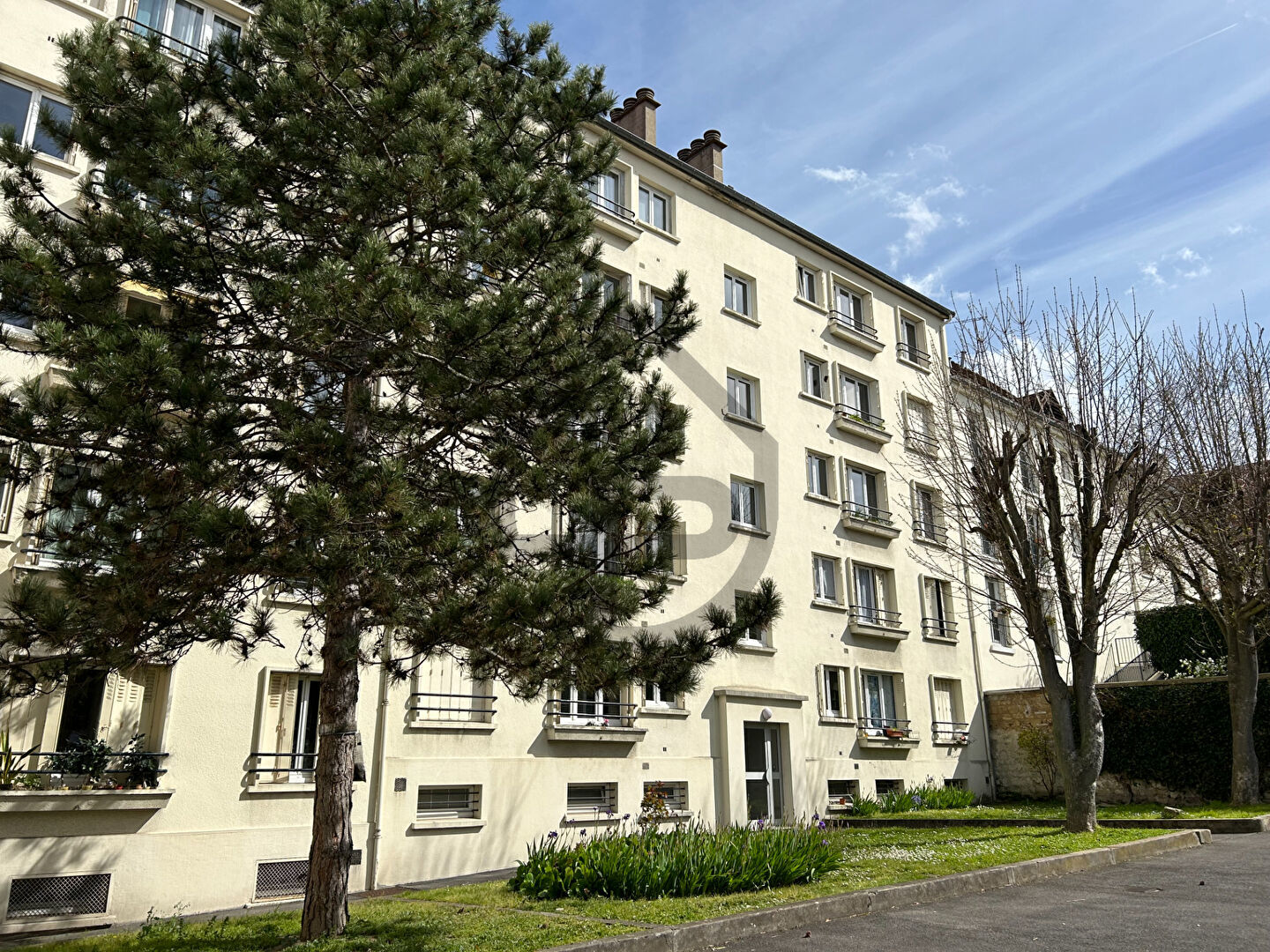 Appartement a louer rueil-malmaison - 2 pièce(s) - 39.18 m2 - Surfyn