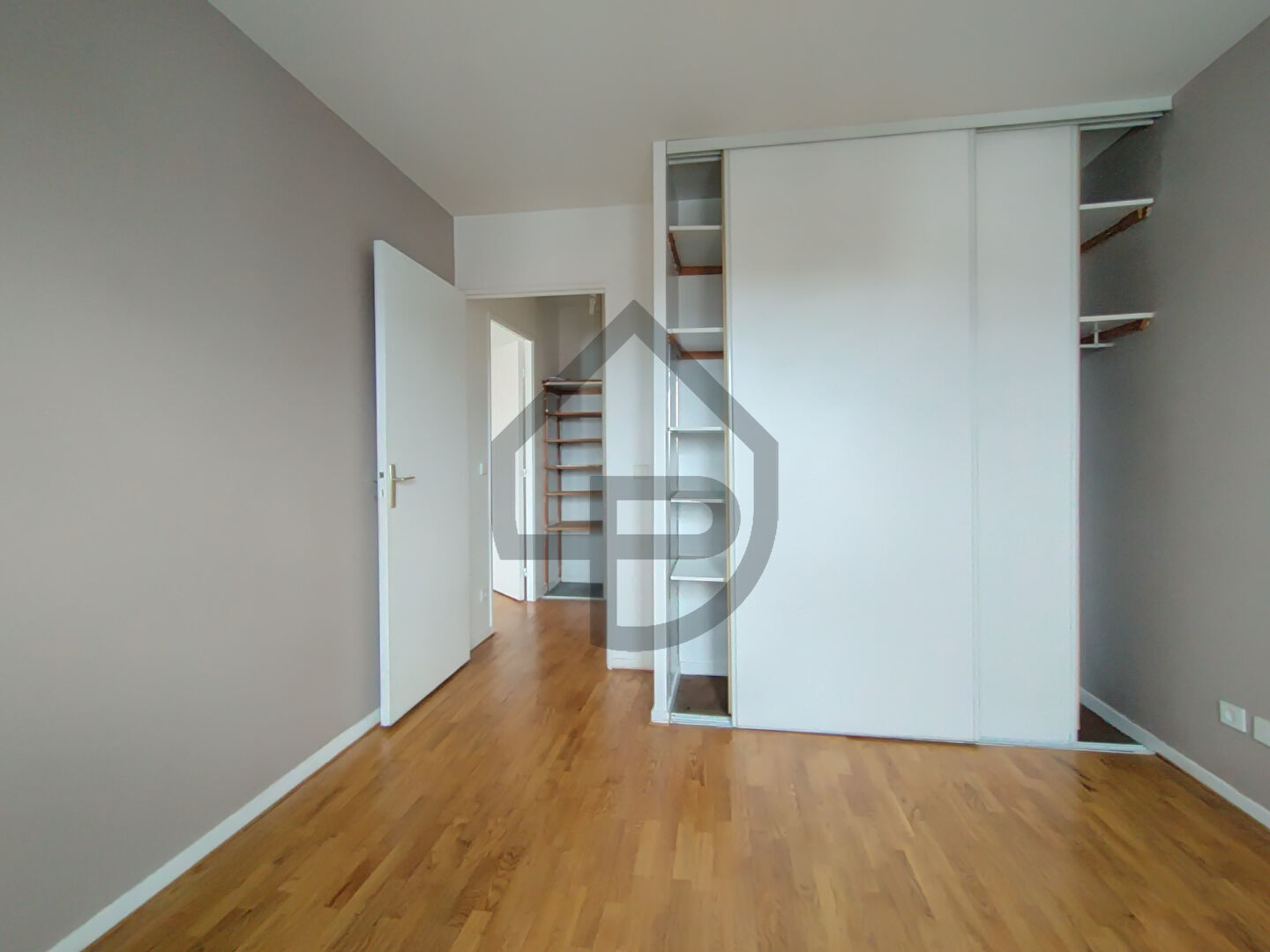 Appartement a louer rueil-malmaison - 2 pièce(s) - 49.32 m2 - Surfyn
