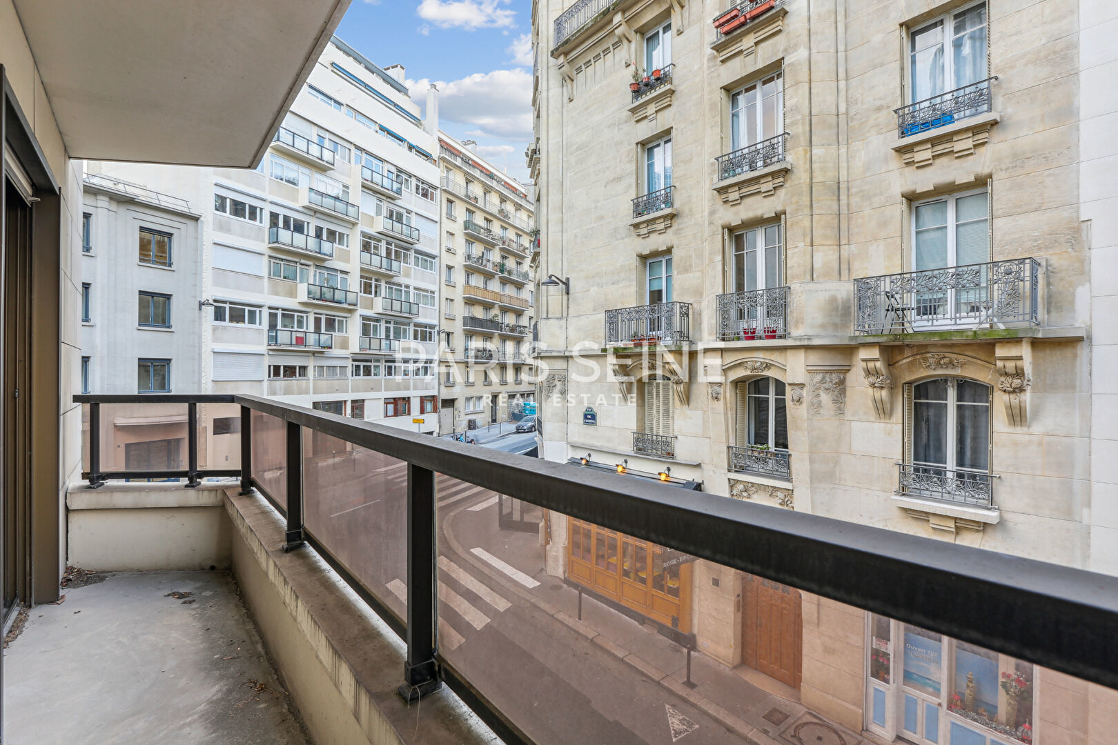 Appartement a louer paris-15e-arrondissement - 5 pièce(s) - 105 m2 - Surfyn