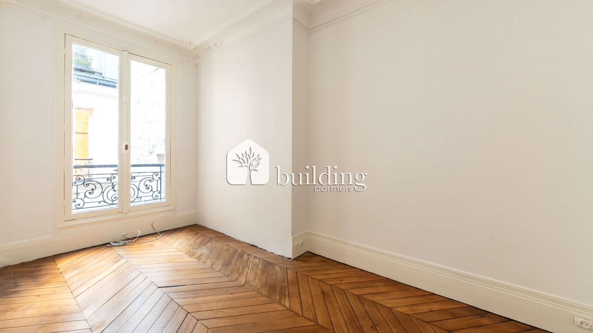 Appartement a louer paris-8e-arrondissement - 5 pièce(s) - 135 m2 - Surfyn