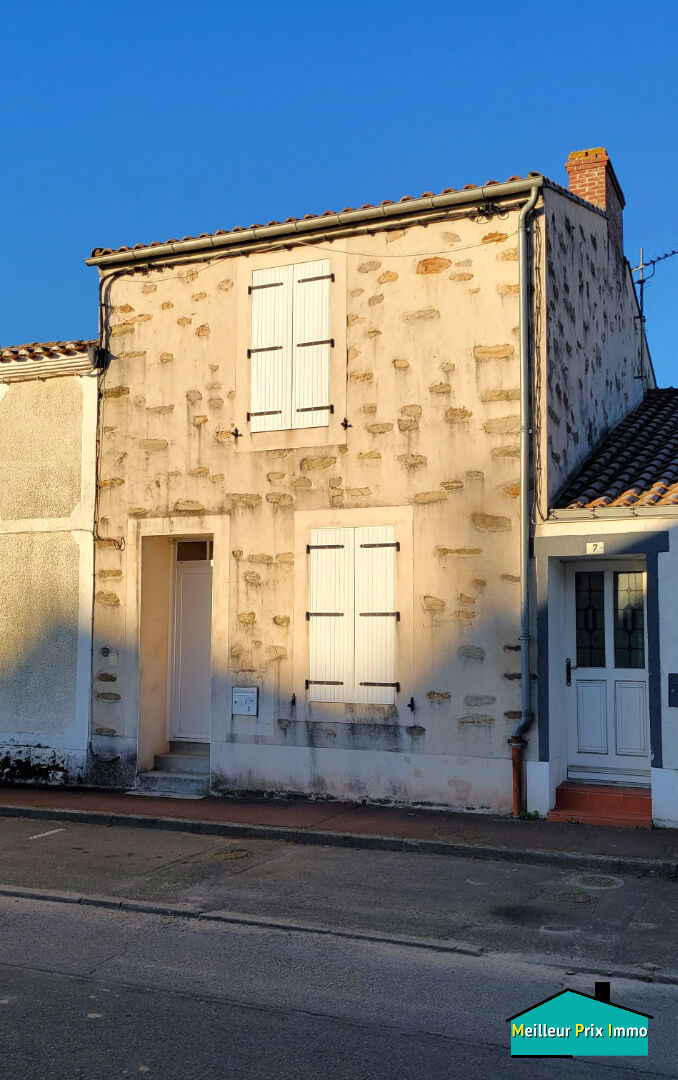 Maison 3 pièces 55 m² Saint-Étienne-de-Mer-Morte