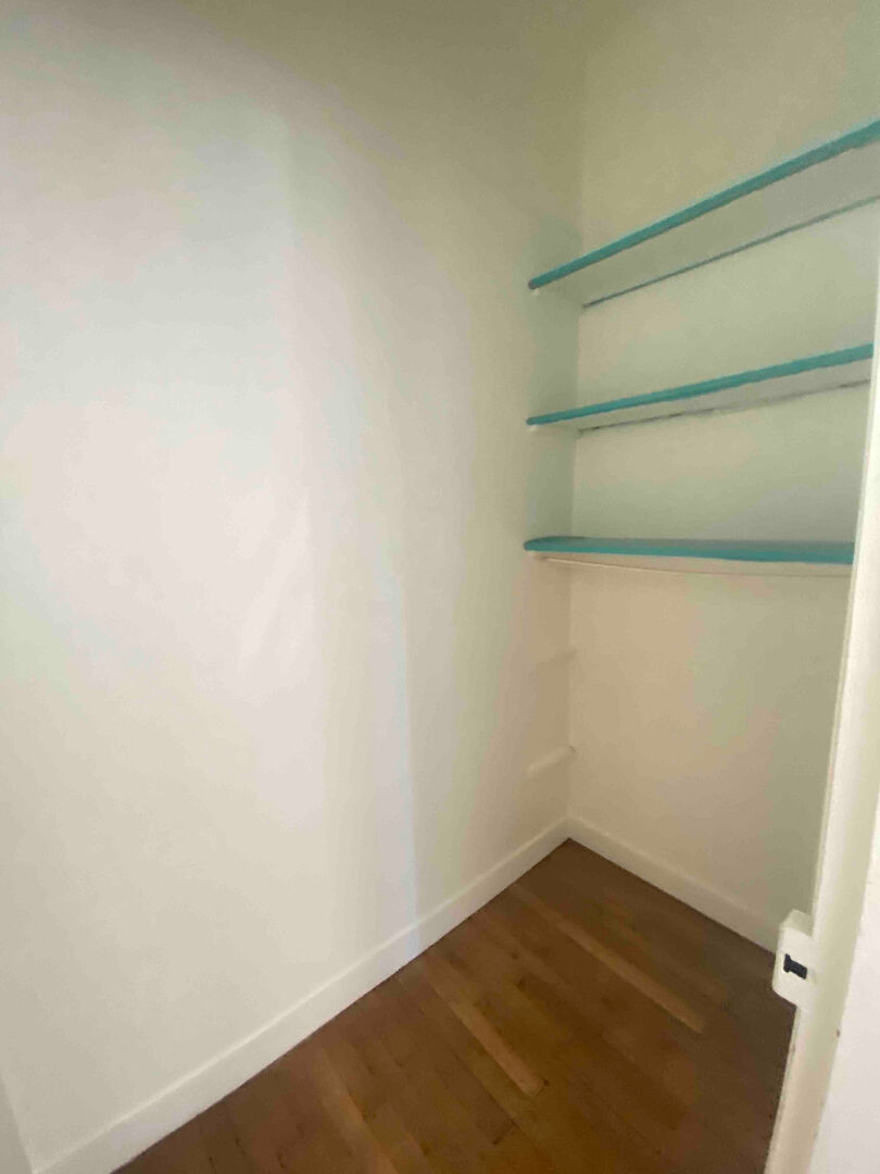 Appartement a louer  - 1 pièce(s) - 30.74 m2 - Surfyn