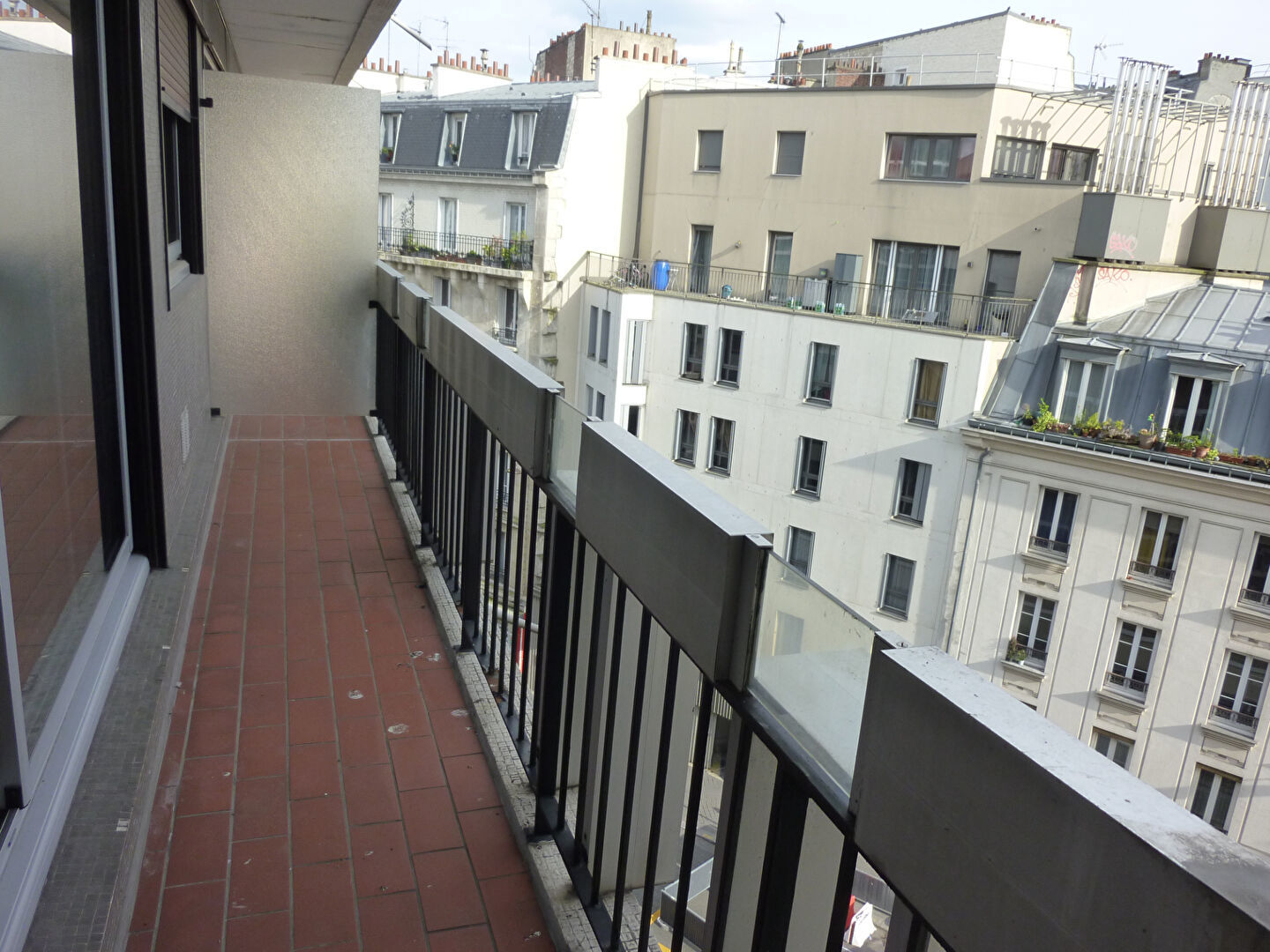 Appartement a louer paris-18e-arrondissement - 3 pièce(s) - 61 m2 - Surfyn