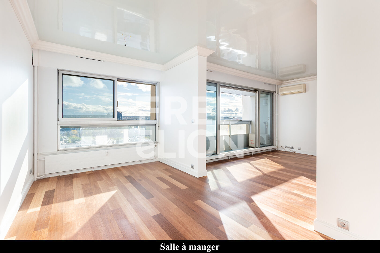 Appartement 5 pièce(s) 111 m²à vendre Paris-15e-arrondissement