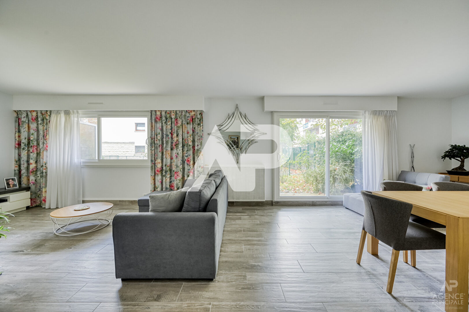 Appartement 4 pièce(s) 80.62 m²à vendre Rueil-malmaison
