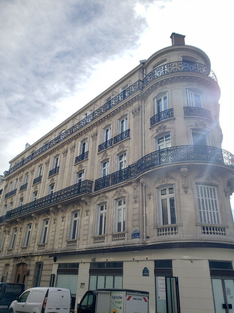 Appartement a louer paris-8e-arrondissement - 1 pièce(s) - 21.64 m2 - Surfyn