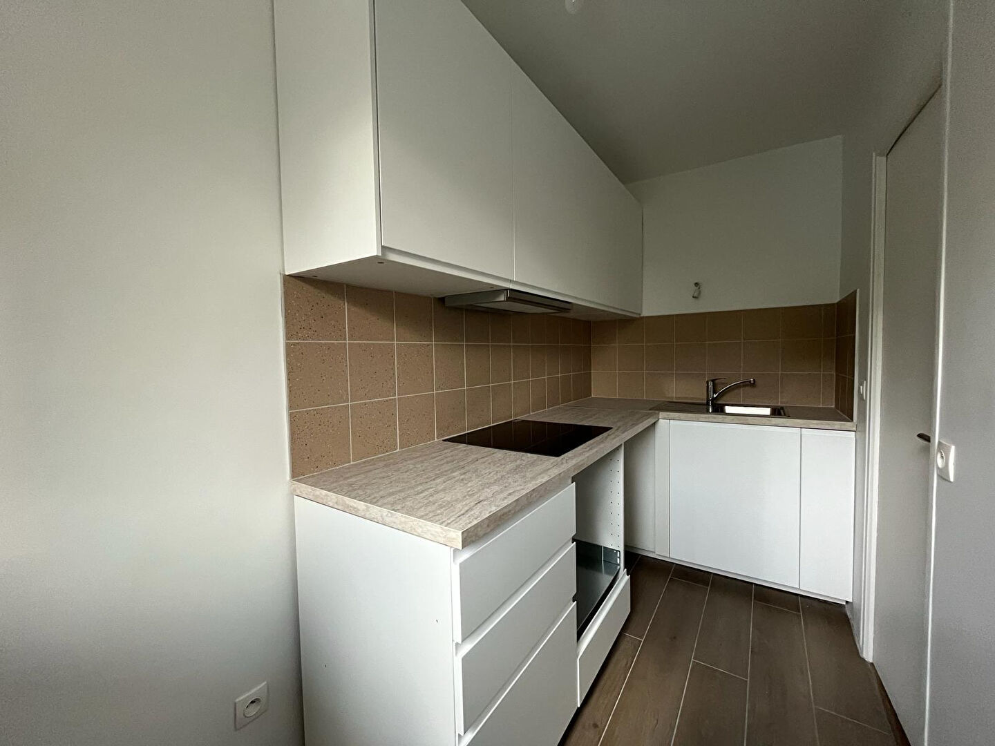 Appartement a louer  - 3 pièce(s) - 55.77 m2 - Surfyn