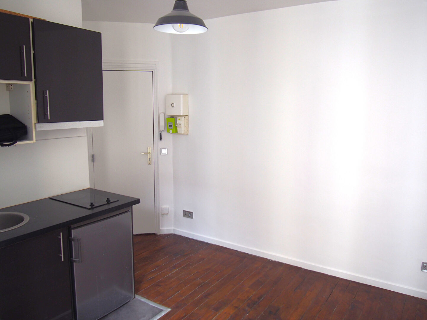 Appartement 1 pièce(s) 11.95 m²à vendre Paris-20e-arrondissement