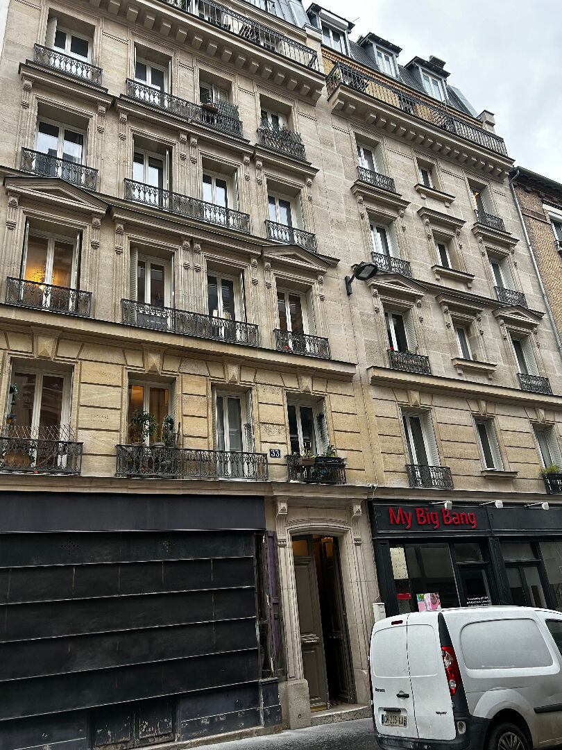 Appartement 2 pièce(s) 31.5 m²à louer Paris-17e-arrondissement