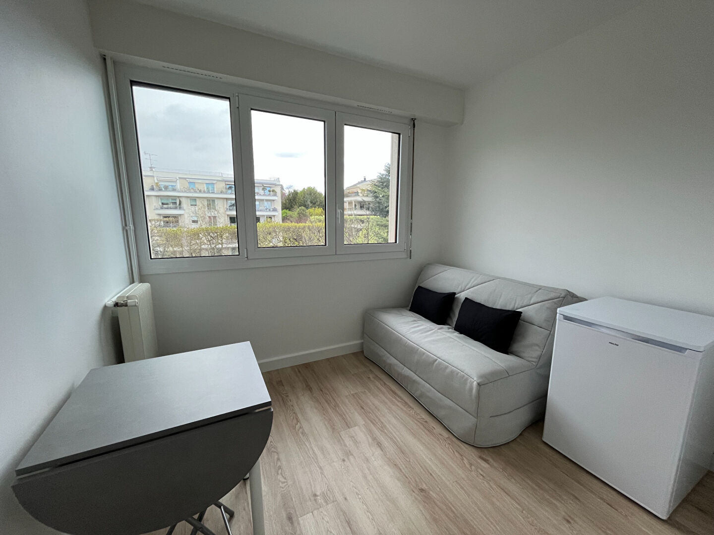 Appartement a louer saint-cloud - 1 pièce(s) - 13.42 m2 - Surfyn