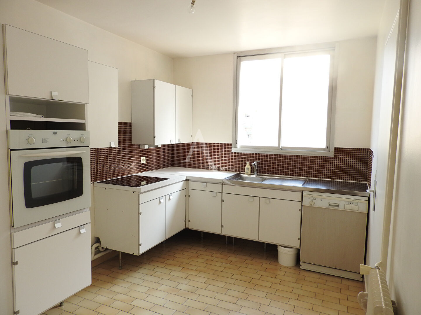 Appartement a louer paris-14e-arrondissement - 2 pièce(s) - 66.14 m2 - Surfyn