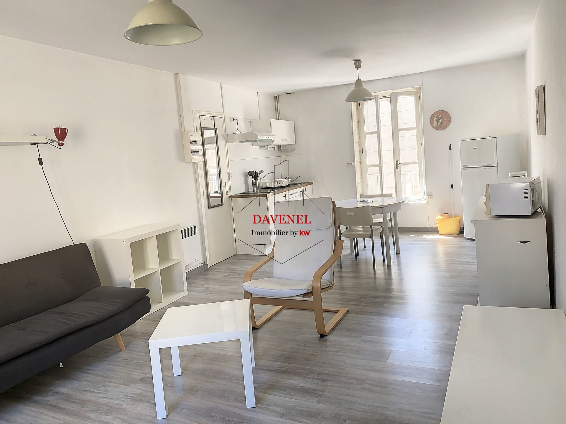 Appartement 2 pièces 50 m² bagnols-sur-ceze