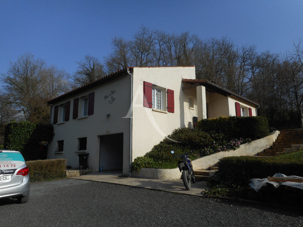 Maison 5 pièces 93 m² Bussac-sur-Charente
