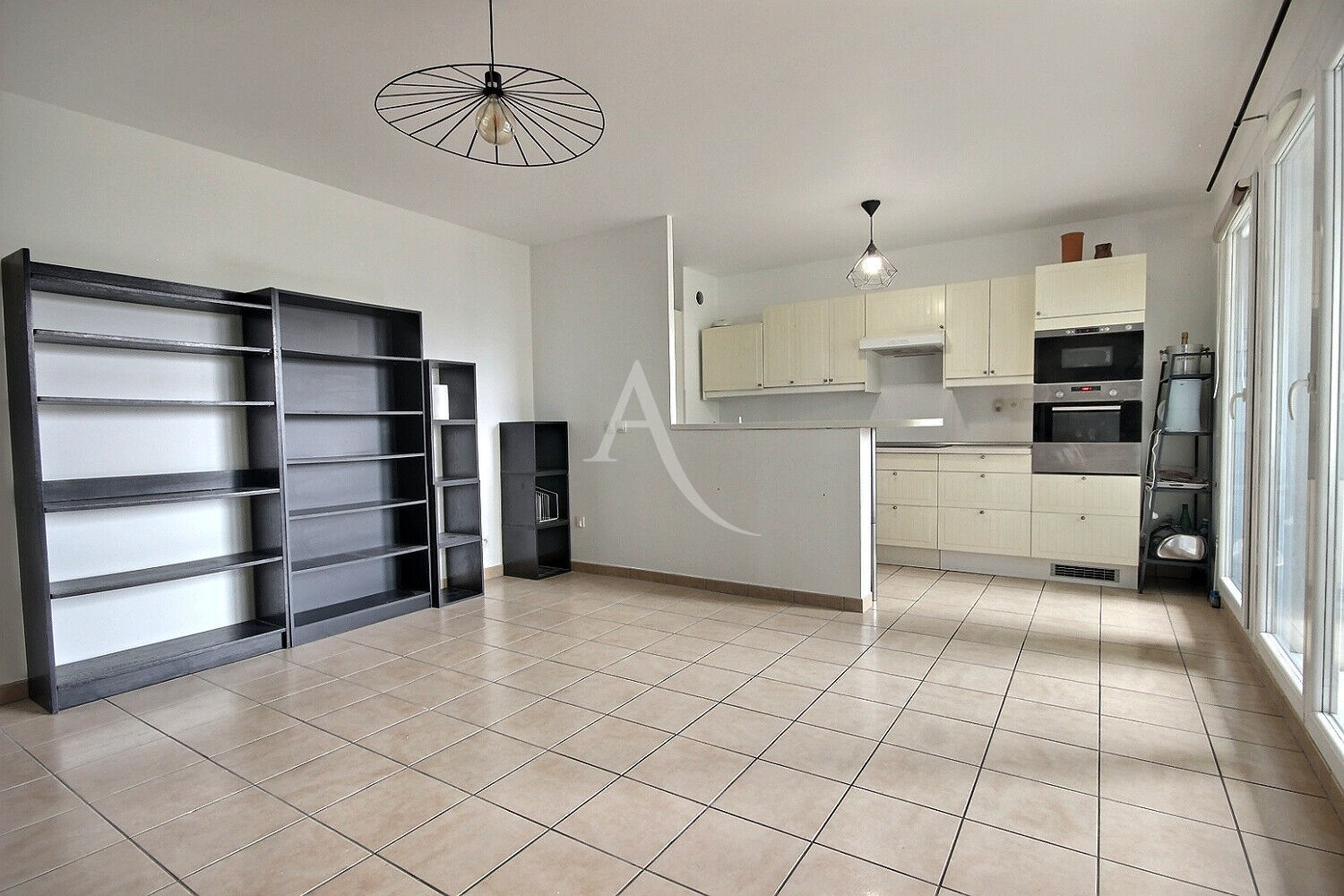 Appartement a vendre  - 3 pièce(s) - 60.01 m2 - Surfyn