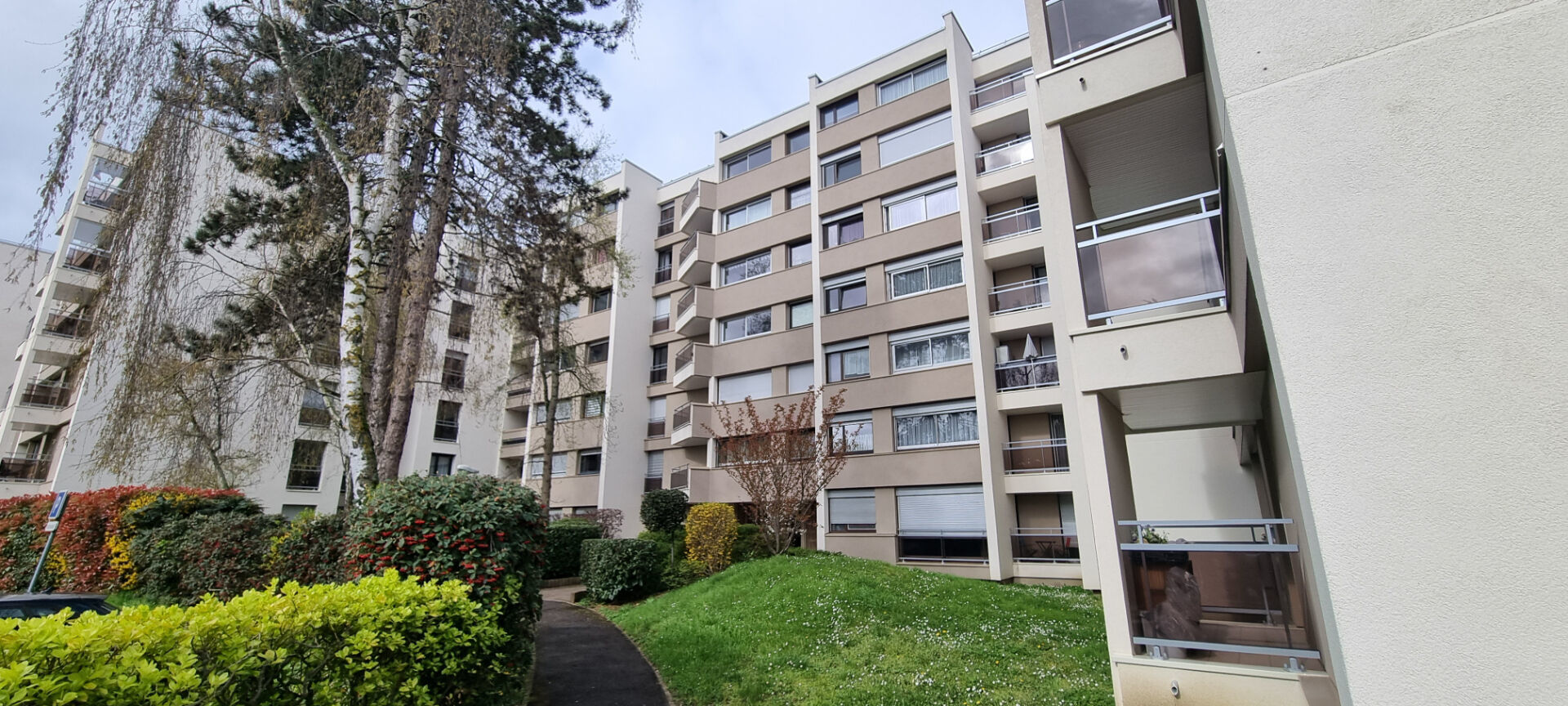 Appartement 2 pièces 53 m² Le Plessis-Bouchard