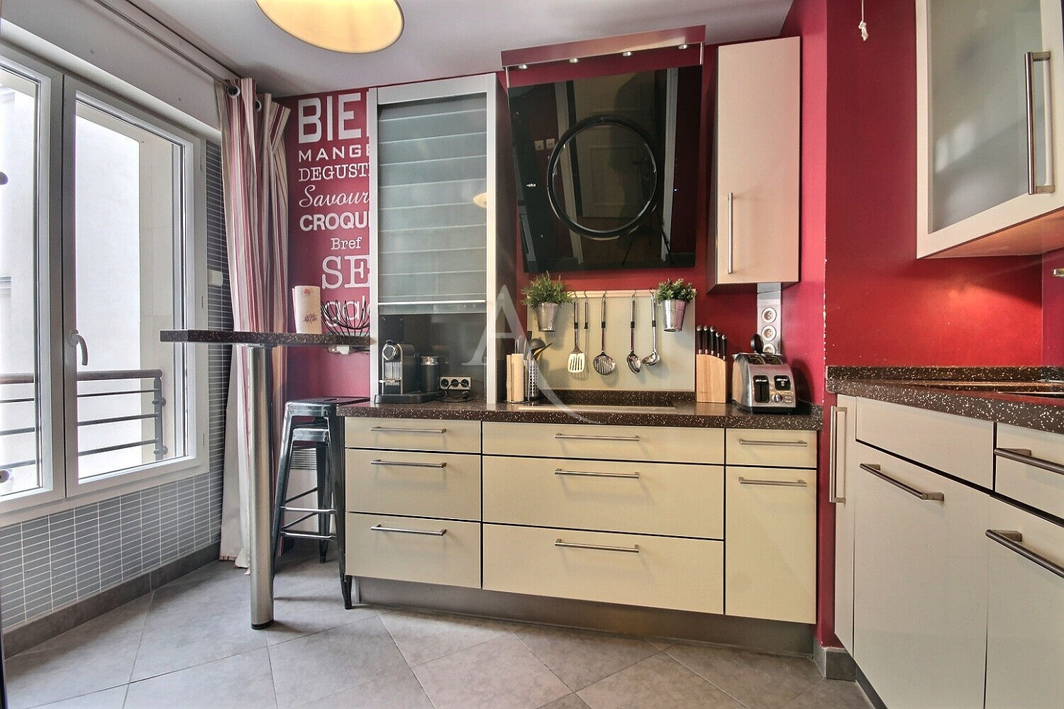 Appartement a louer  - 2 pièce(s) - 54 m2 - Surfyn