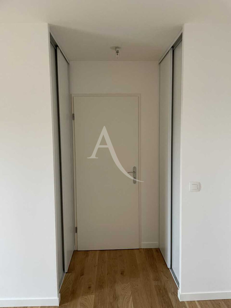 Appartement a louer  - 2 pièce(s) - 49.06 m2 - Surfyn