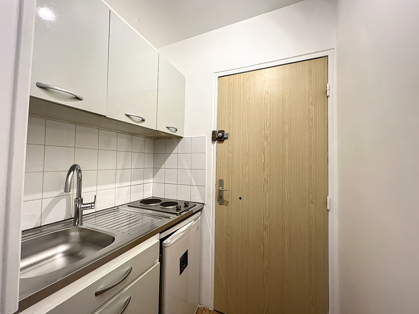 Appartement a louer courbevoie - 1 pièce(s) - 17.6 m2 - Surfyn
