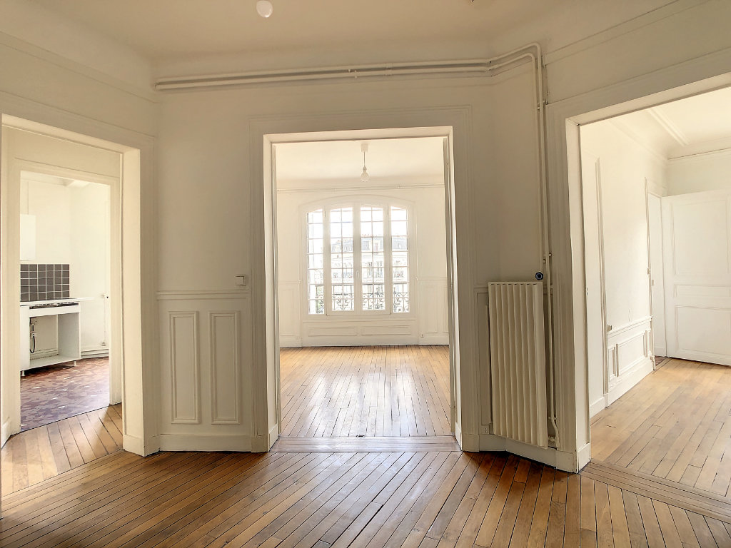 Appartement a louer courbevoie - 3 pièce(s) - 57.77 m2 - Surfyn