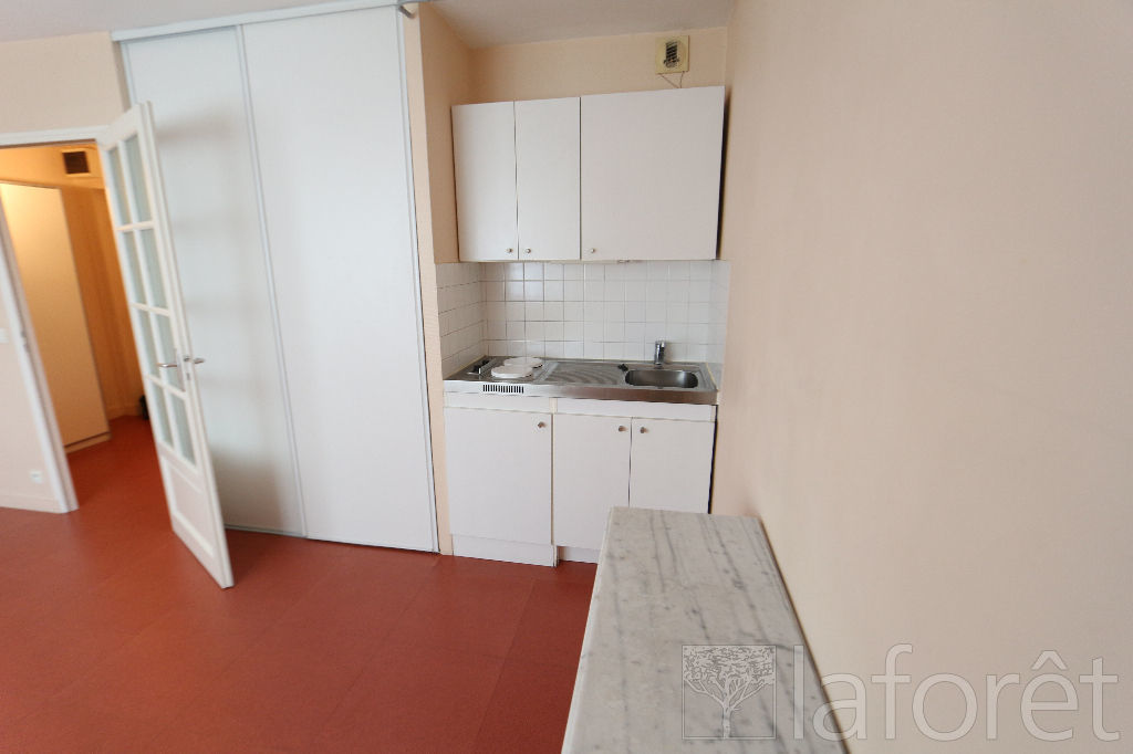 Appartement a louer rueil-malmaison - 1 pièce(s) - 26.62 m2 - Surfyn
