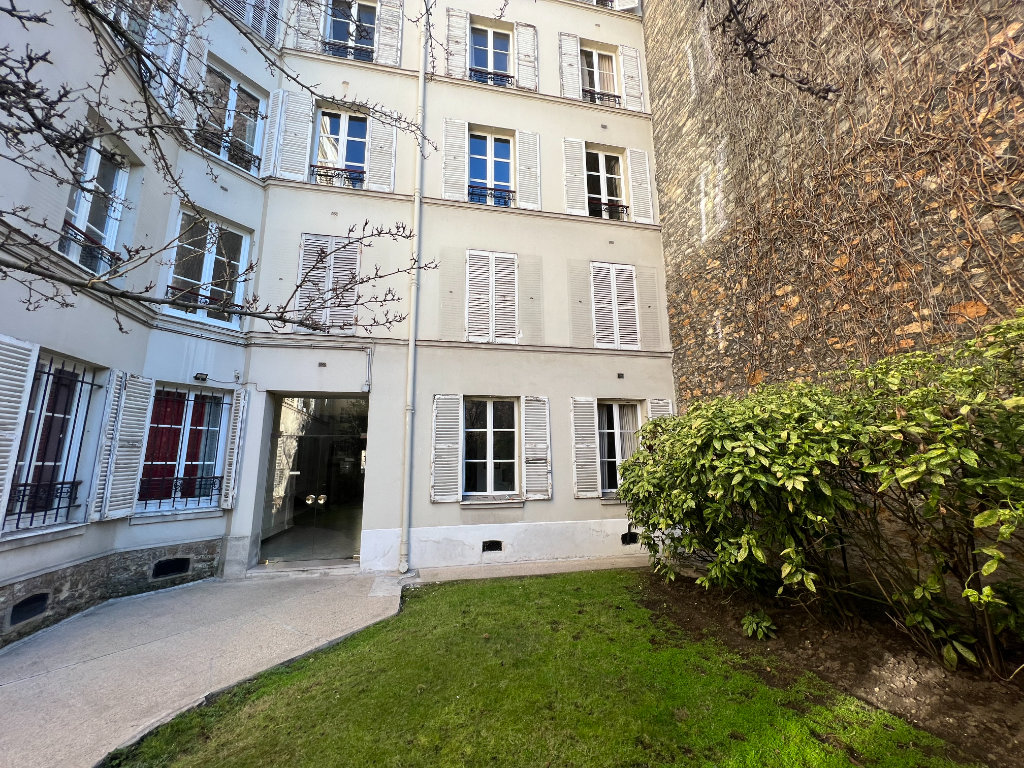 Appartement a vendre paris-16e-arrondissement - 2 pièce(s) - 31 m2 - Surfyn
