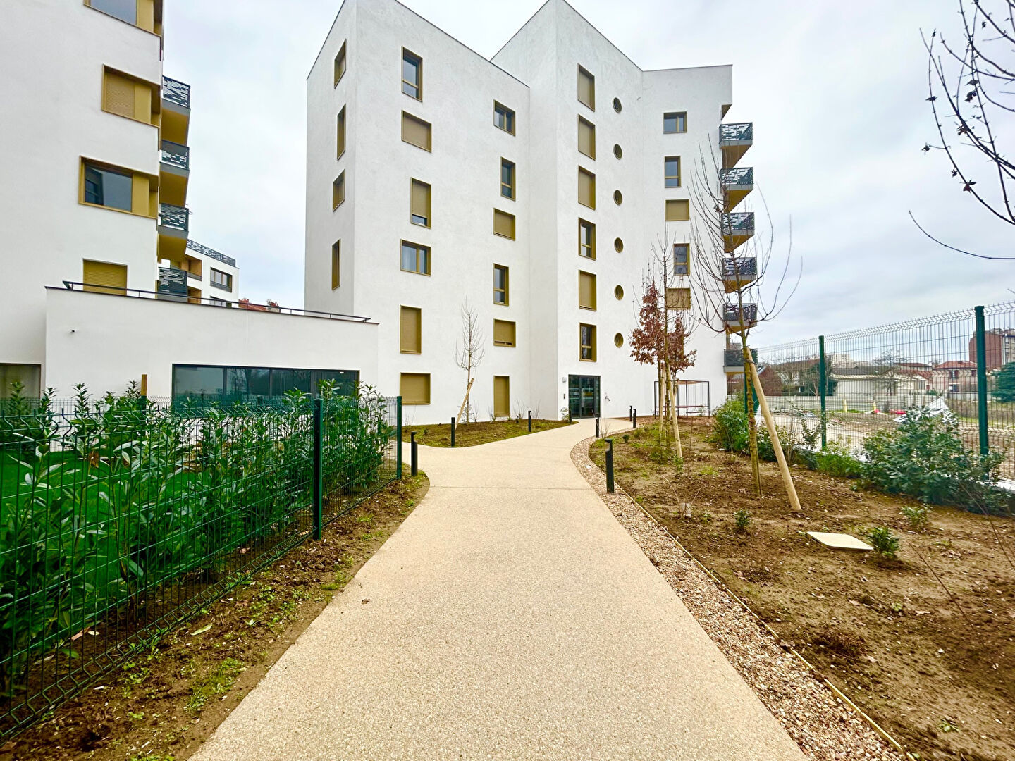 Appartement a louer asnieres-sur-seine - 1 pièce(s) - 23.67 m2 - Surfyn