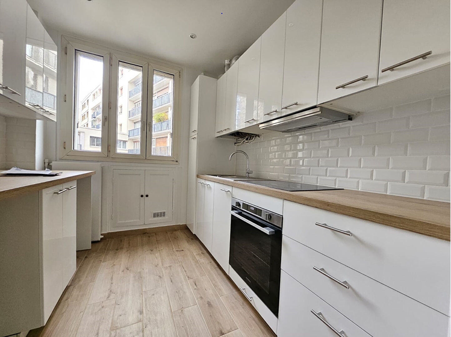 Appartement a louer paris-15e-arrondissement - 3 pièce(s) - 62.08 m2 - Surfyn