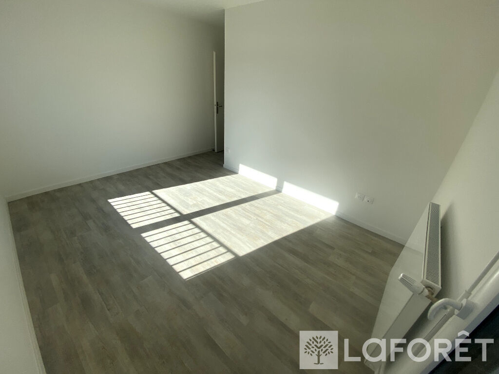 Appartement a louer  - 3 pièce(s) - 63.2 m2 - Surfyn