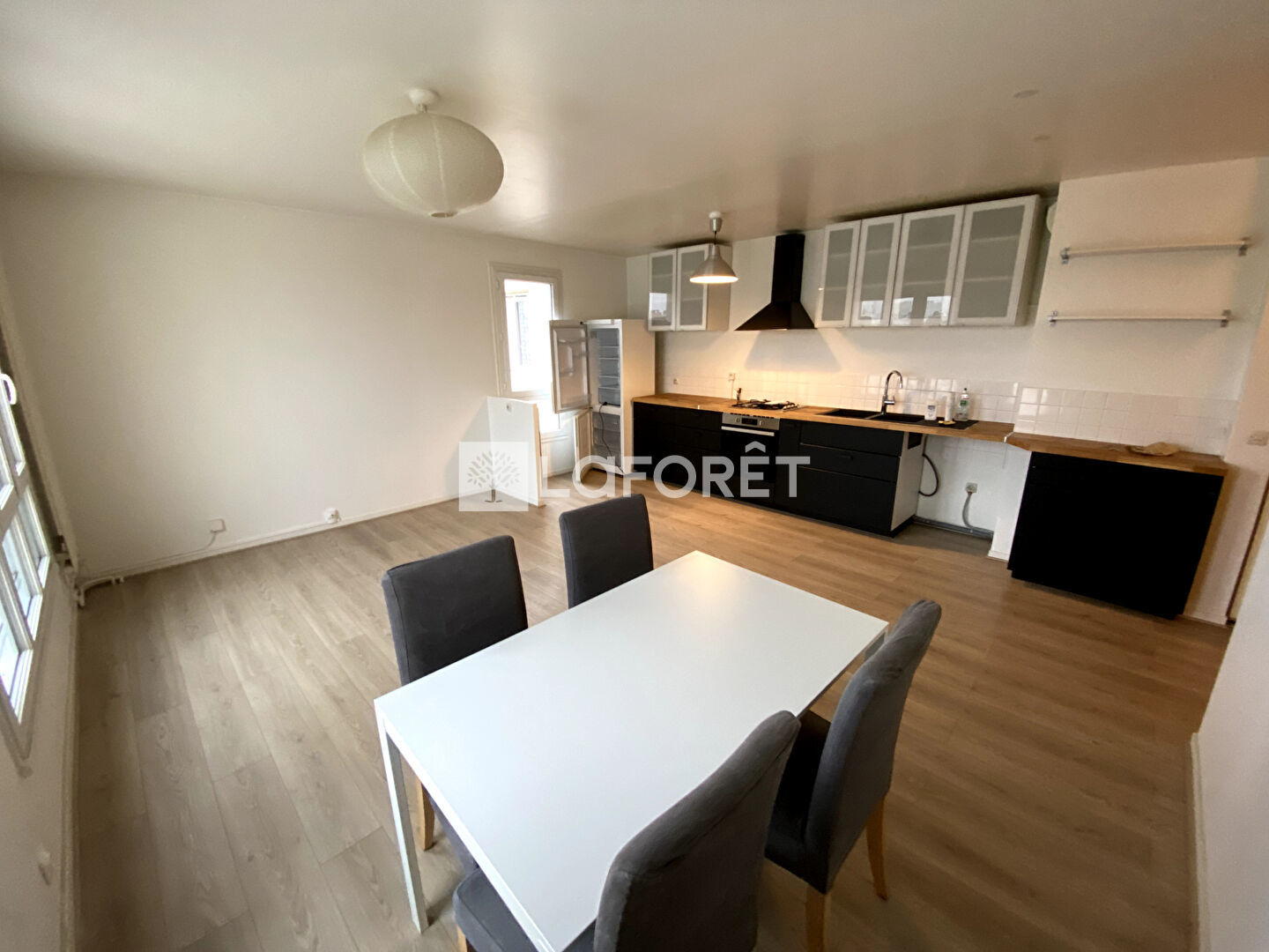 Appartement a louer  - 3 pièce(s) - 71.39 m2 - Surfyn
