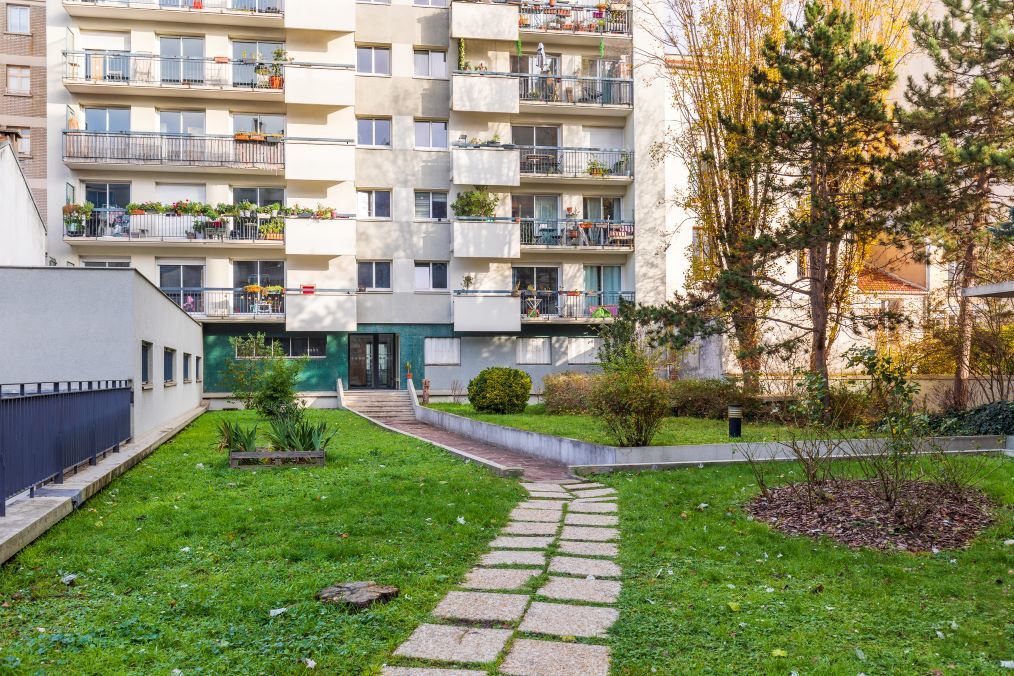 Appartement a louer paris-20e-arrondissement - 3 pièce(s) - 83 m2 - Surfyn