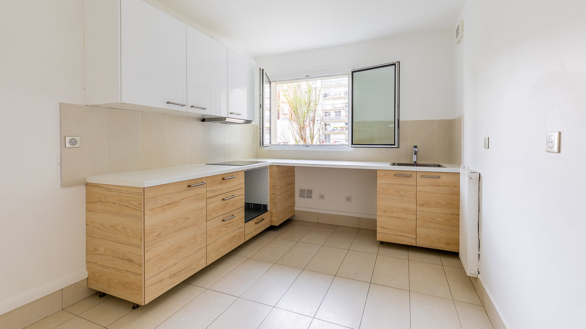 Appartement a louer  - 3 pièce(s) - 83 m2 - Surfyn