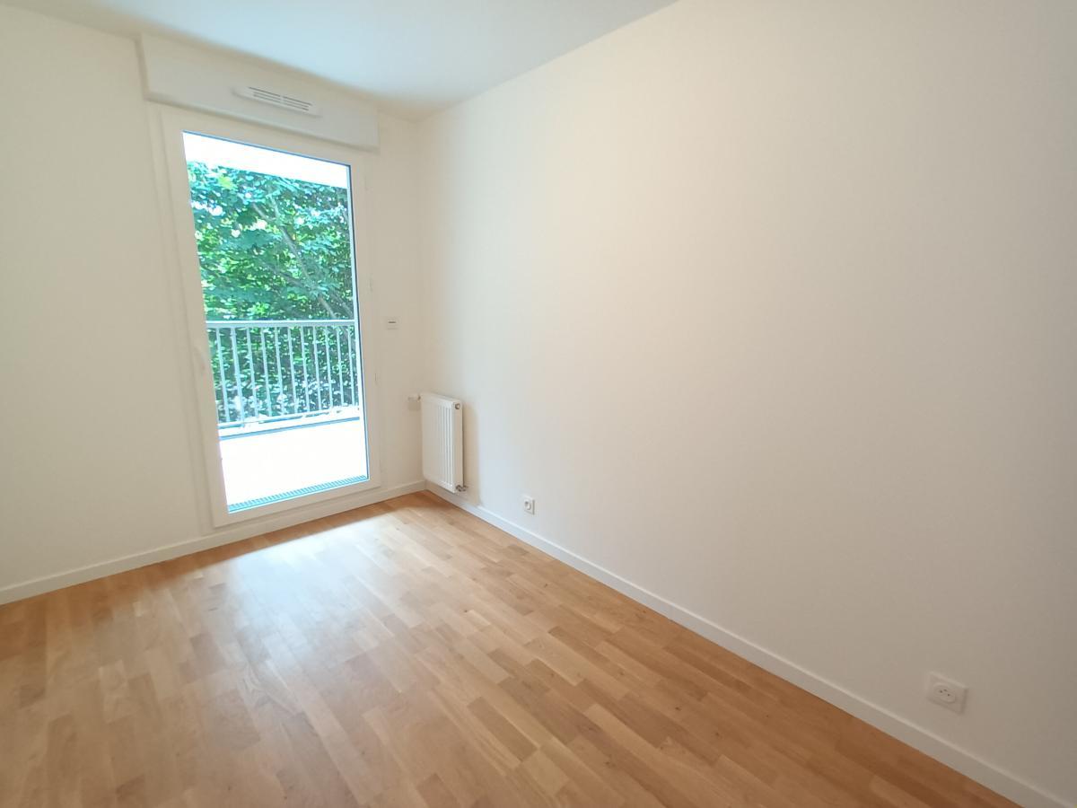 Appartement a louer rueil-malmaison - 5 pièce(s) - 99 m2 - Surfyn