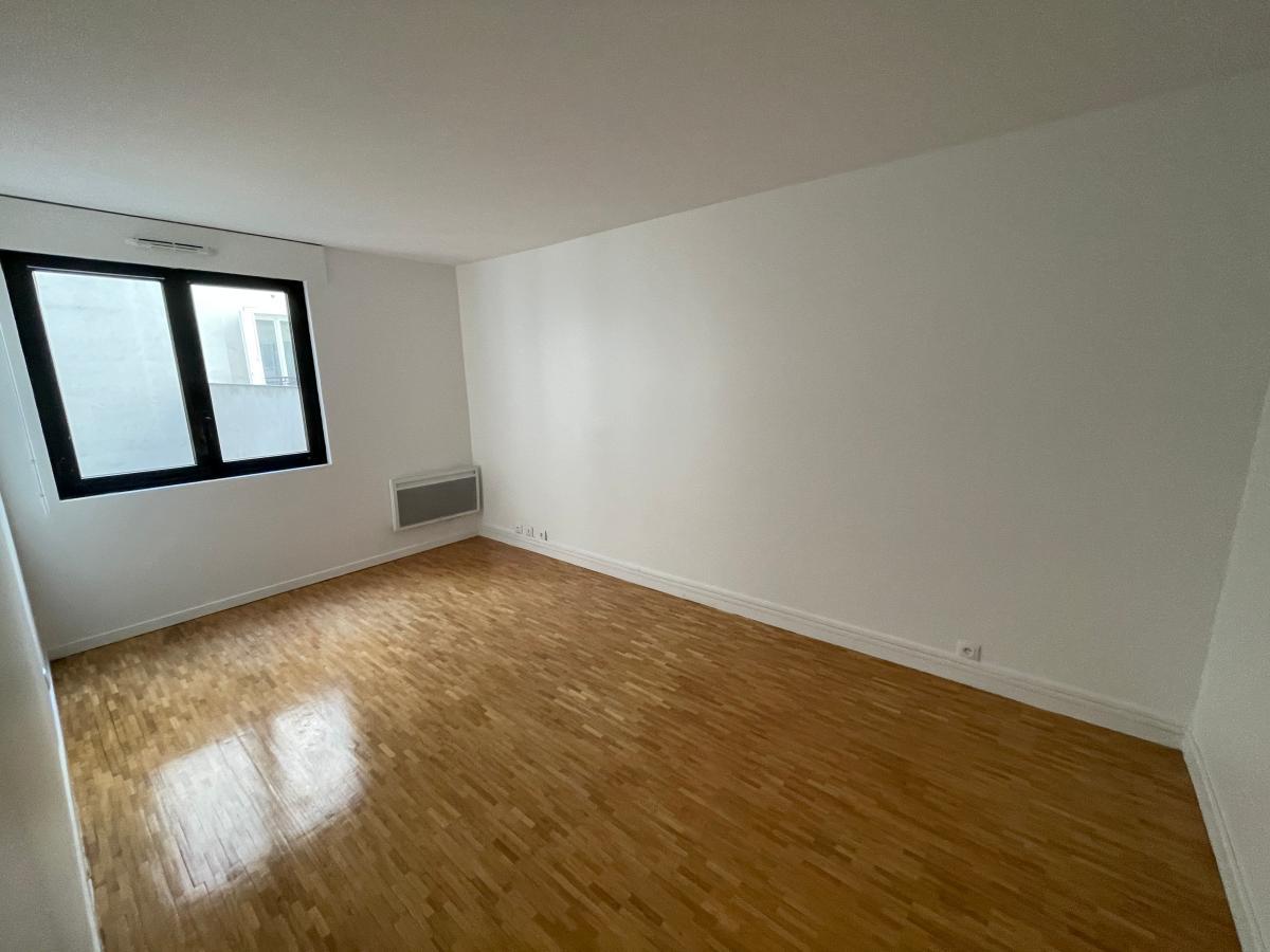 Appartement a louer paris-13e-arrondissement - 5 pièce(s) - 137 m2 - Surfyn