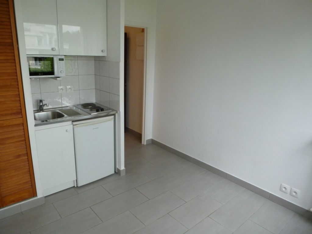 Appartement a louer  - 1 pièce(s) - 13.43 m2 - Surfyn