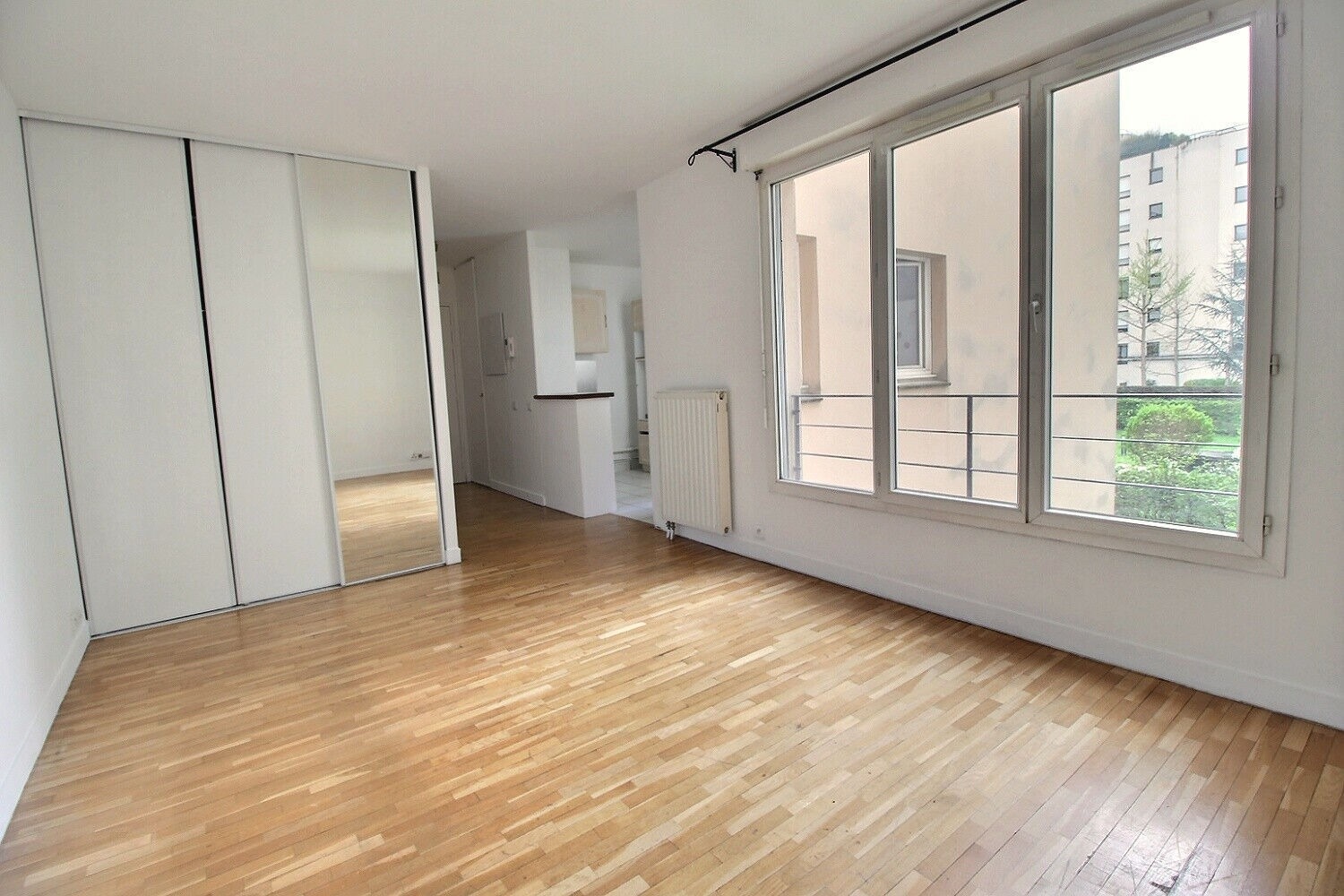 Appartement 1 pièce 29 m² Courbevoie