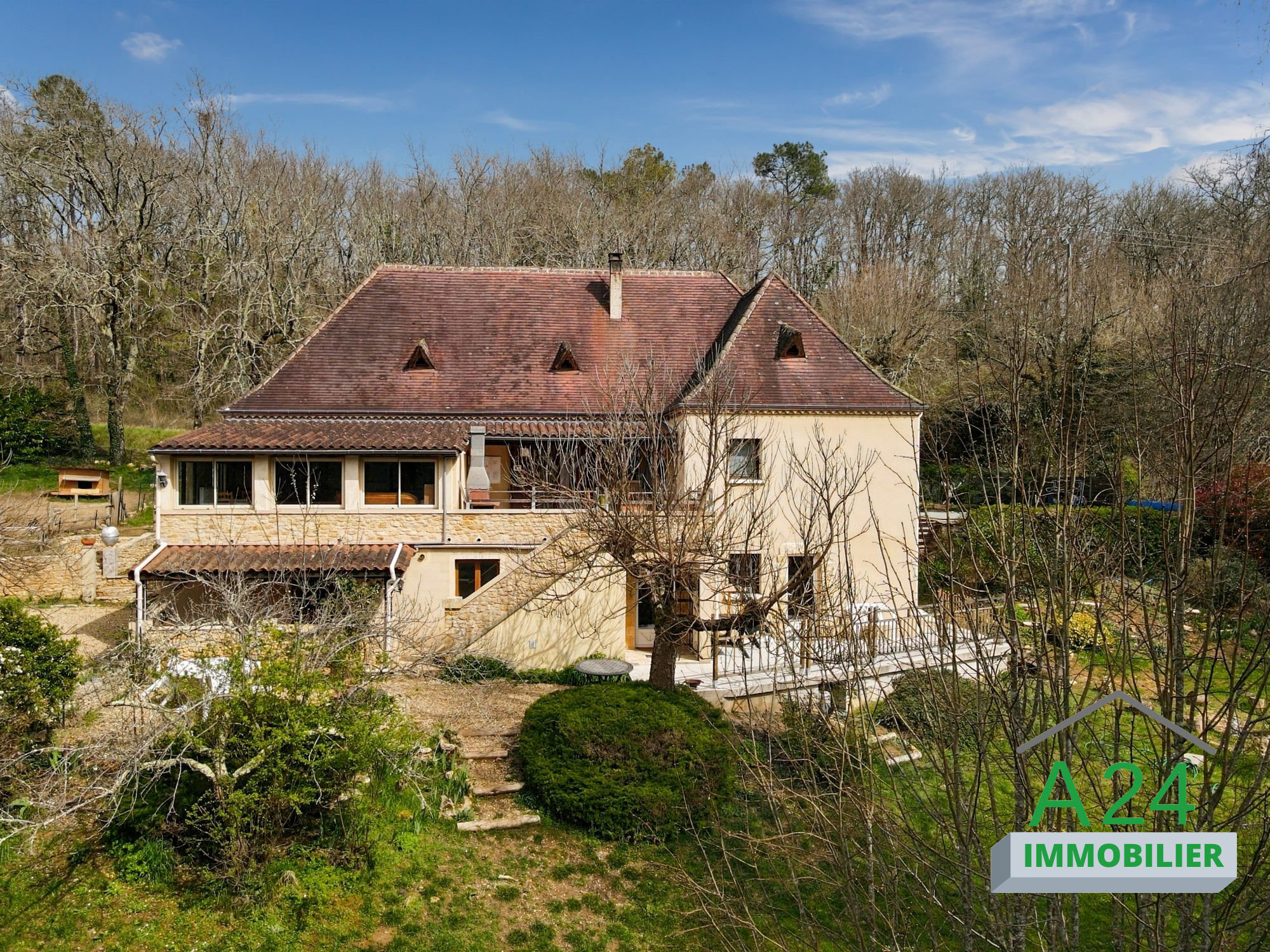 Maison 9 pièces 222 m² Alles-sur-Dordogne