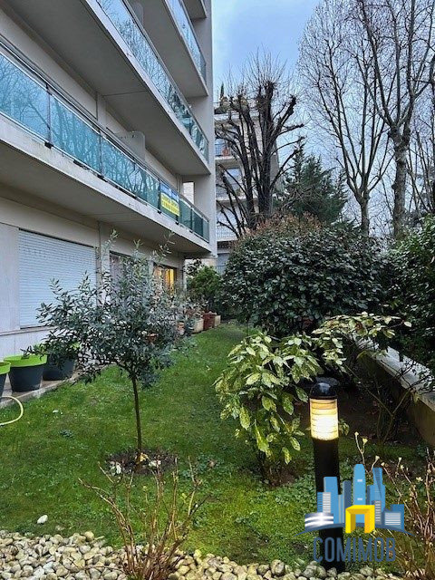 Appartement 1 pièce 40 m² Neuilly-sur-Seine