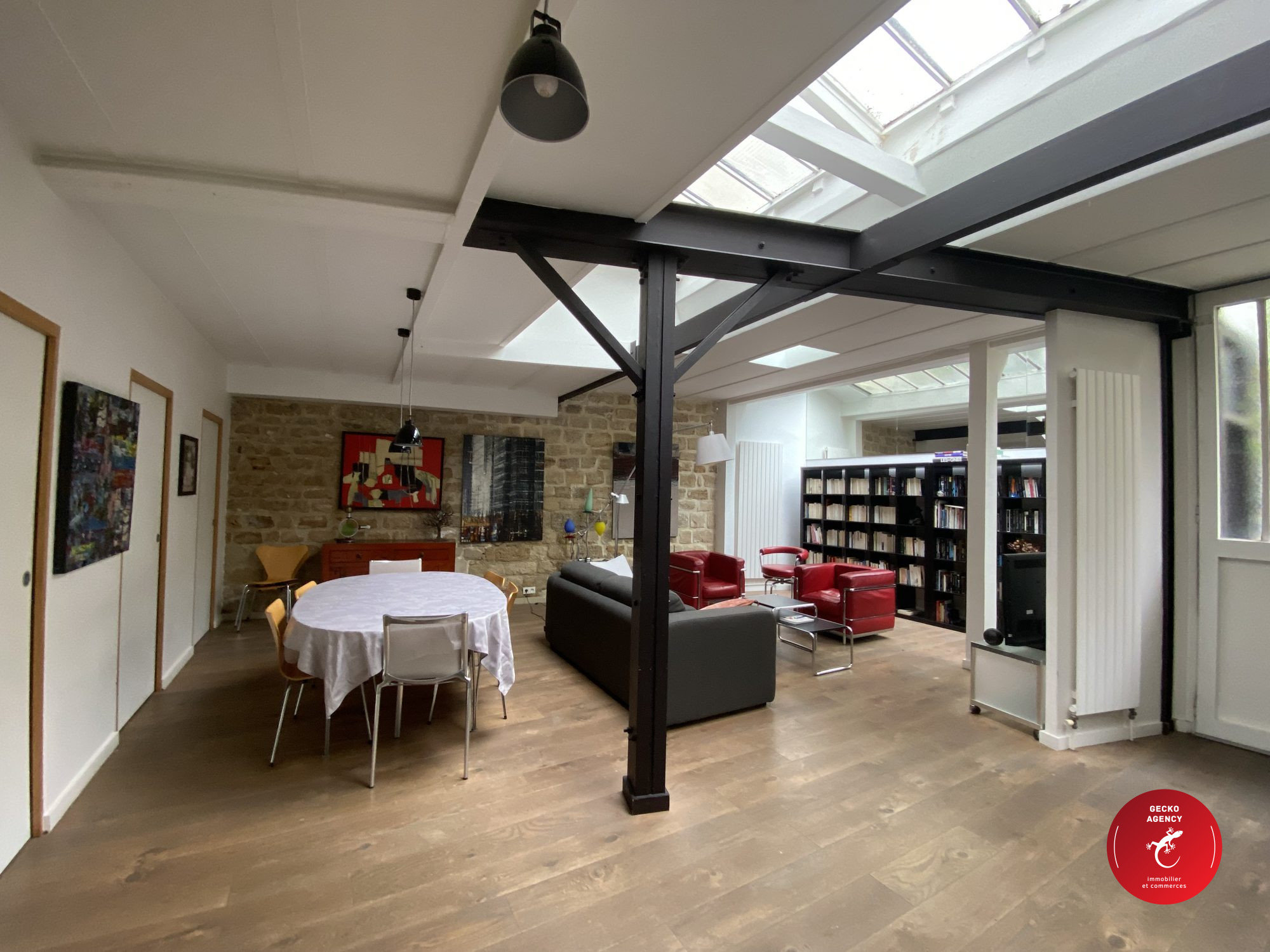 Appartement 2 pièce(s) 90 m²à vendre Paris-20e-arrondissement