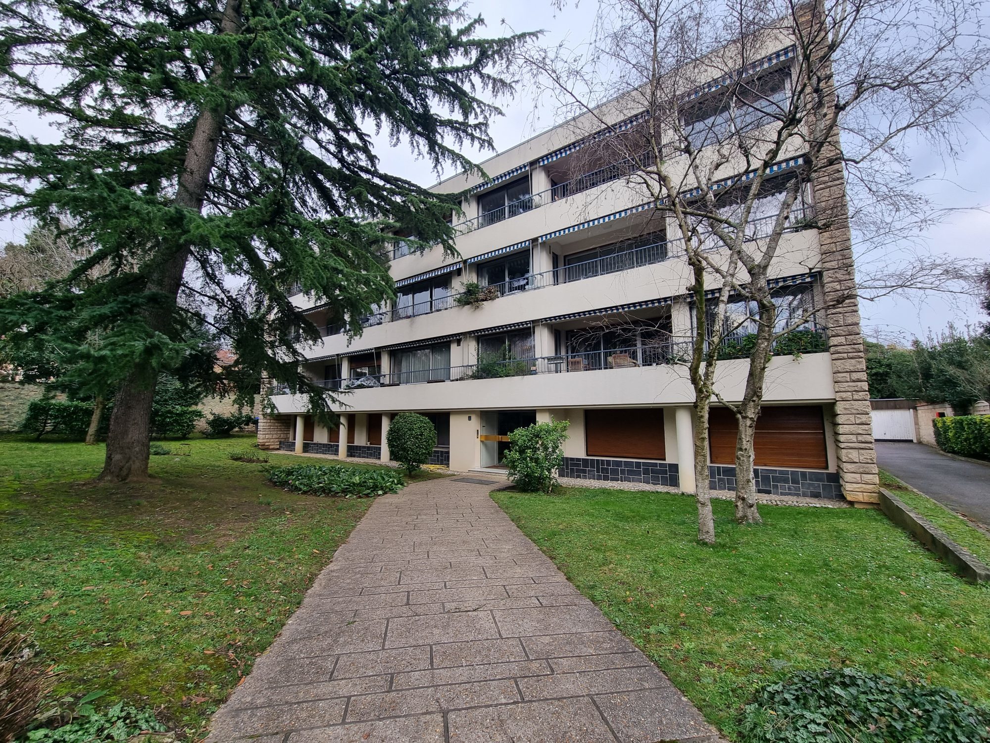 Appartement 1 pièce 20 m² Bourg-la-Reine