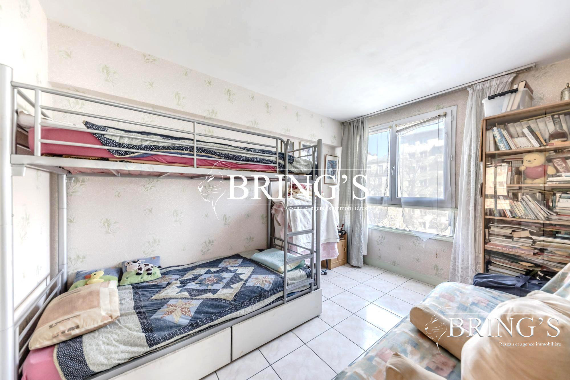 Appartement a louer paris-11e-arrondissement - 3 pièce(s) - 68 m2 - Surfyn