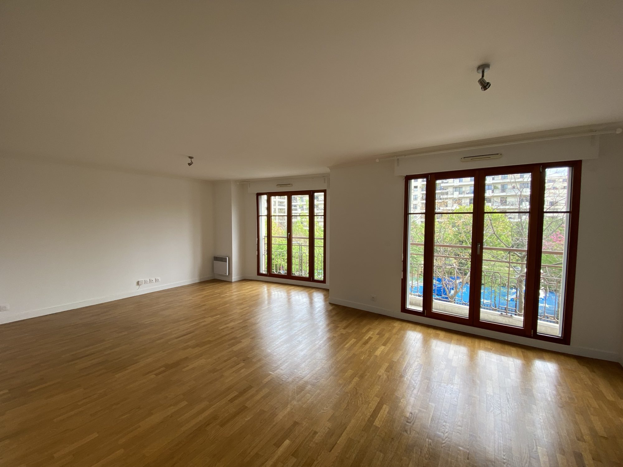 Appartement a louer levallois-perret - 4 pièce(s) - 102 m2 - Surfyn