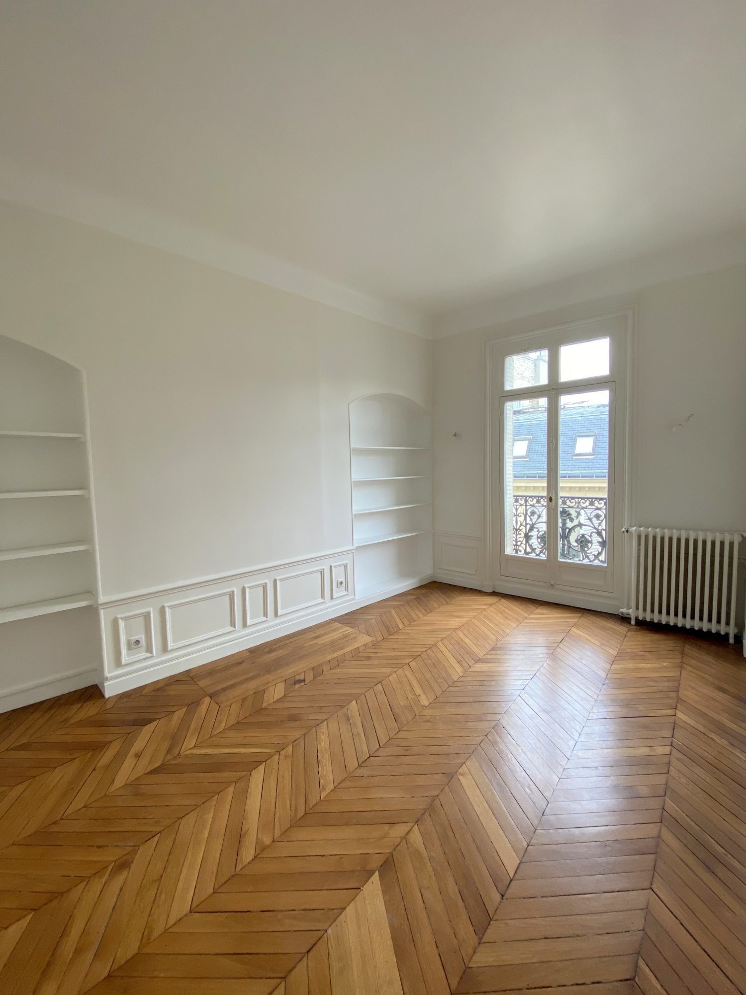 Appartement a louer paris-8e-arrondissement - 4 pièce(s) - 136 m2 - Surfyn